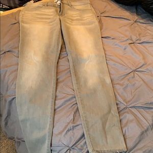 Women’s skinny pants!